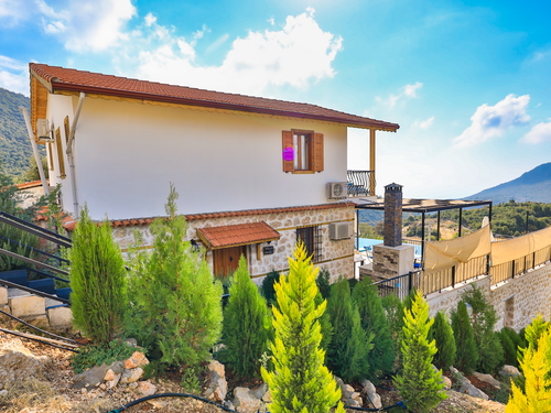 gece  -  Kasım
  | Kalkan Sarıbelen Villa Kiralama: Isıtmalı, Korunaklı Havuzlu, Doğa İçinde, 6 Kişilik